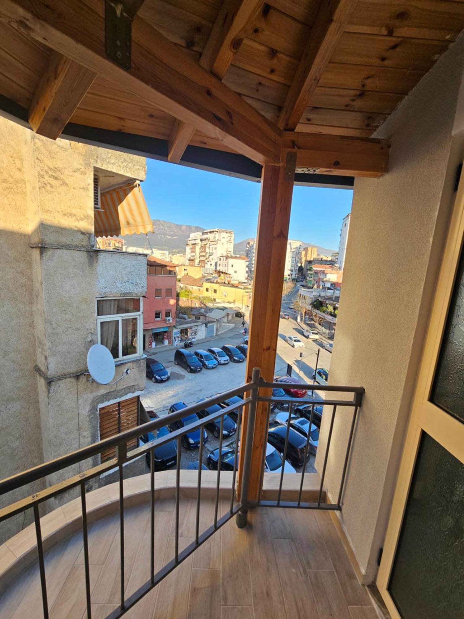 Vila Tafa Apartments ティラナ エクステリア 写真